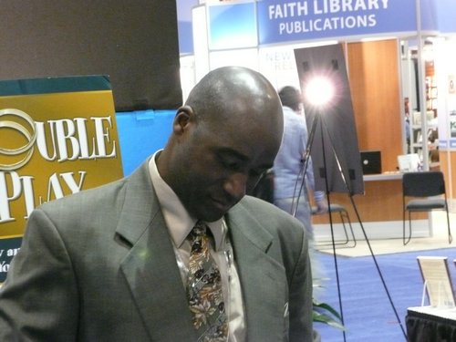 orlando book signing-july08 (14).jpg